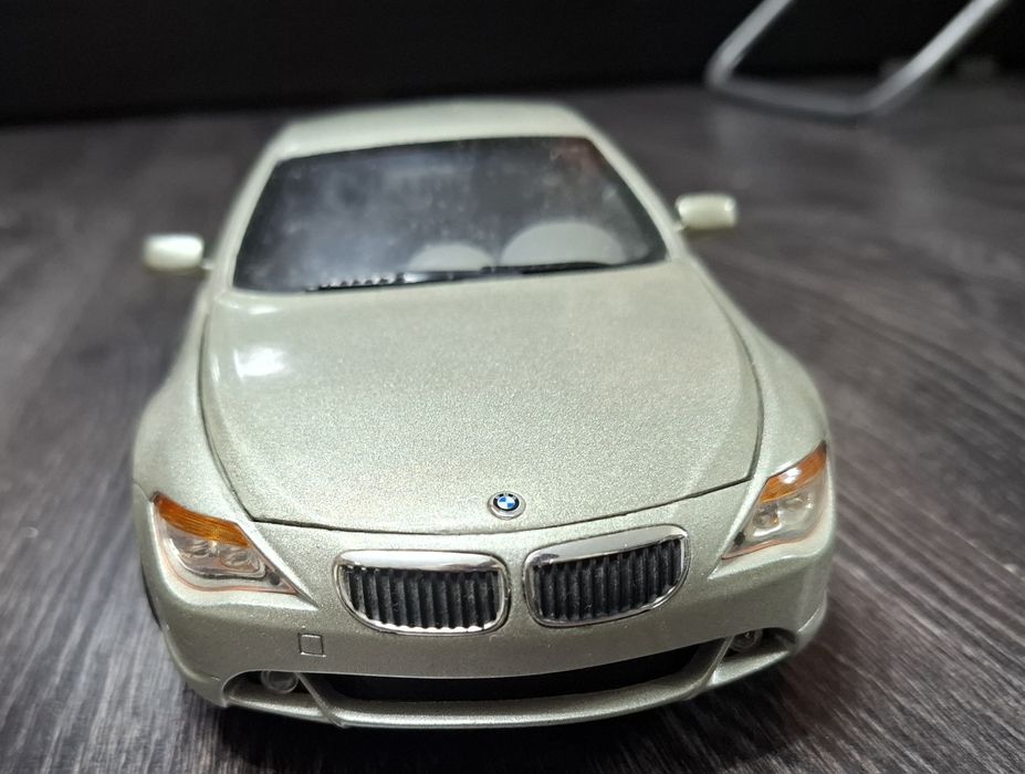 Macheta auto BMW 645Ci coupe 1/18