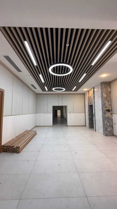 Аренда офиса 600м2. 17 комн в центре.