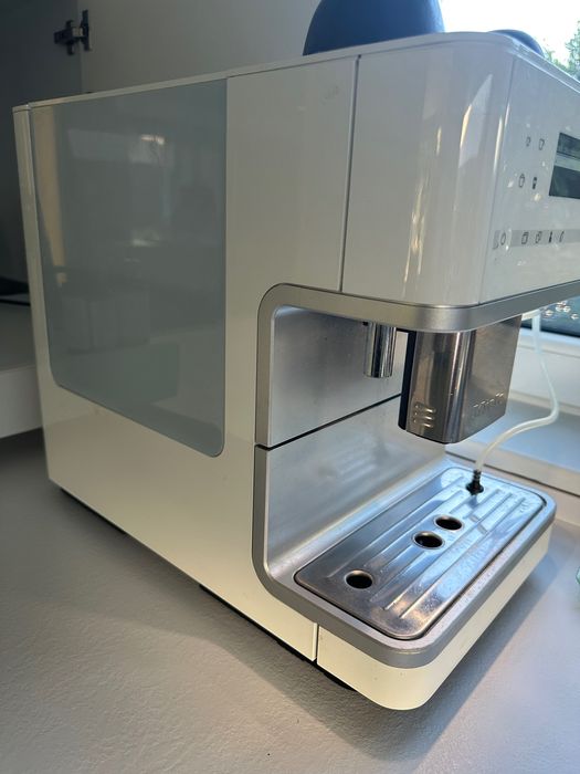 Expressor automat cafea Miele Cm 6350 Lowe