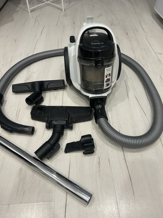 Продам пылесос в б/у или на запчасти