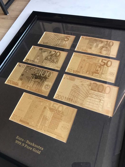 Tablou exclusivist cu bancnote Euro din folie de aur