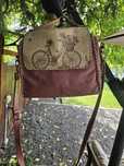Gentuta cu bicicleta de la Chu chu bags