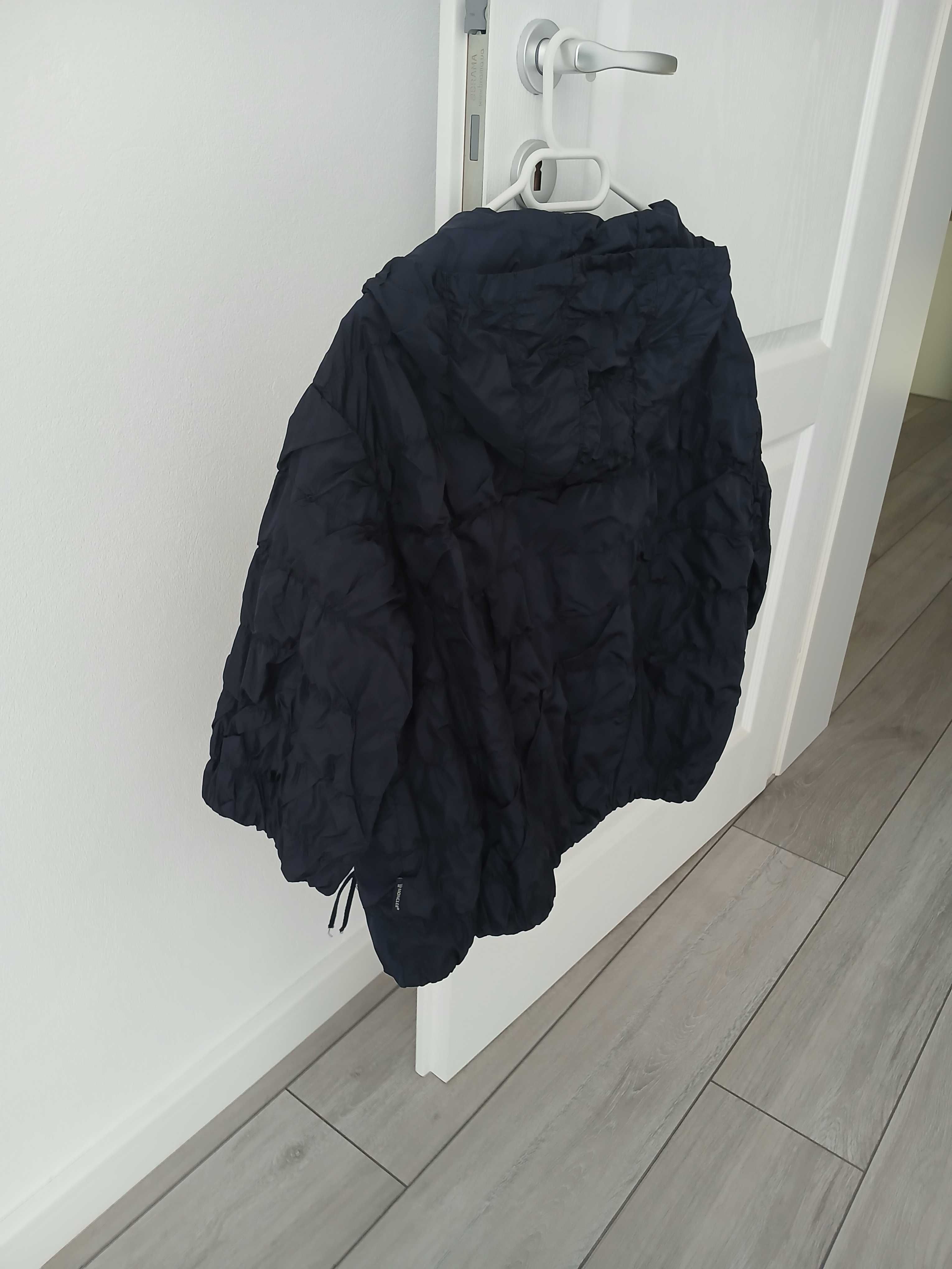 Jacheta de dama Moncler, bleumarin cu maneca 3/4