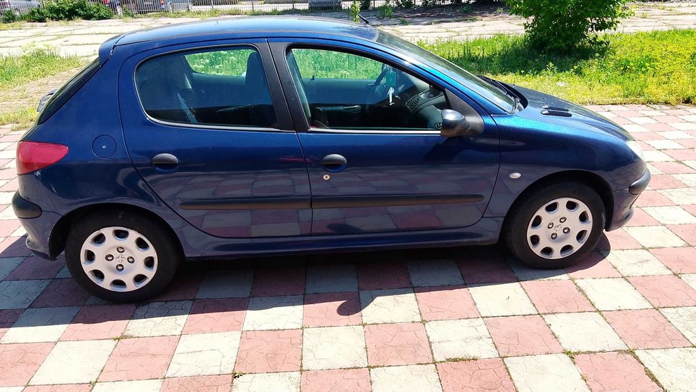 Peugeot   206 Diesel  103.000 Km Aer conditionat functional