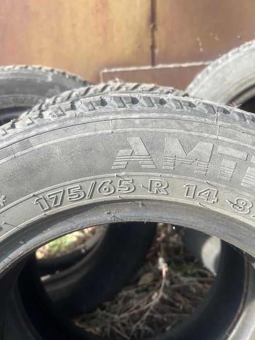 Продам резину зимнию R14