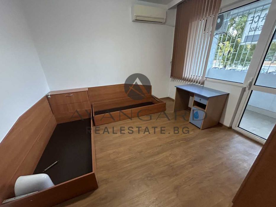Продава се Тристаен апартамент в Пловдив, Кючук Париж - 87 кв.м за 1472 €/кв.м - Снимка #6