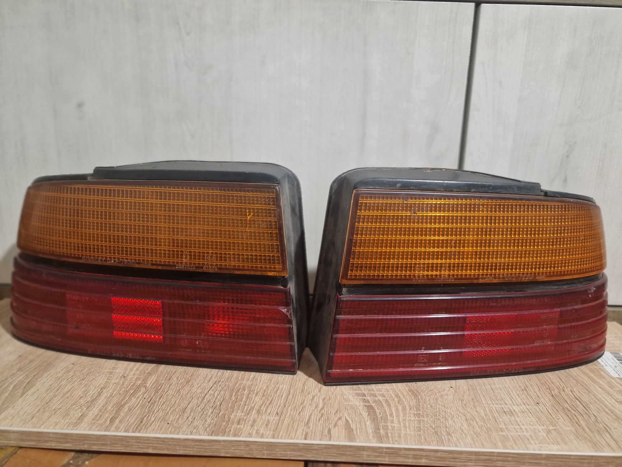 Задние фонари на Mazda 626 capella