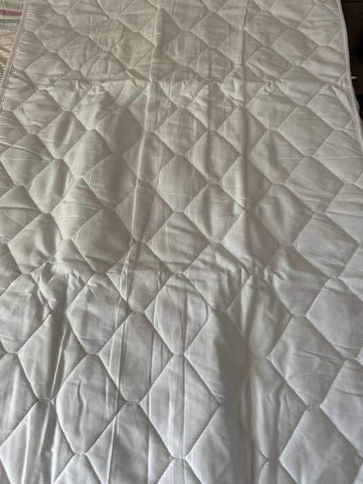 Наматрасник новый Свит