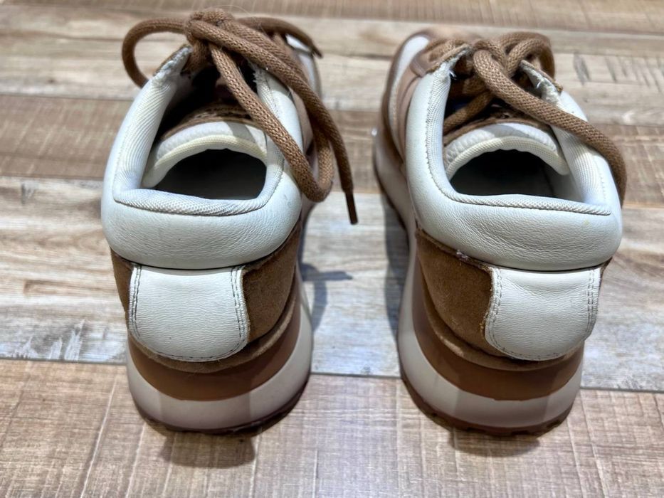 Кроссовки из натуральной кожи