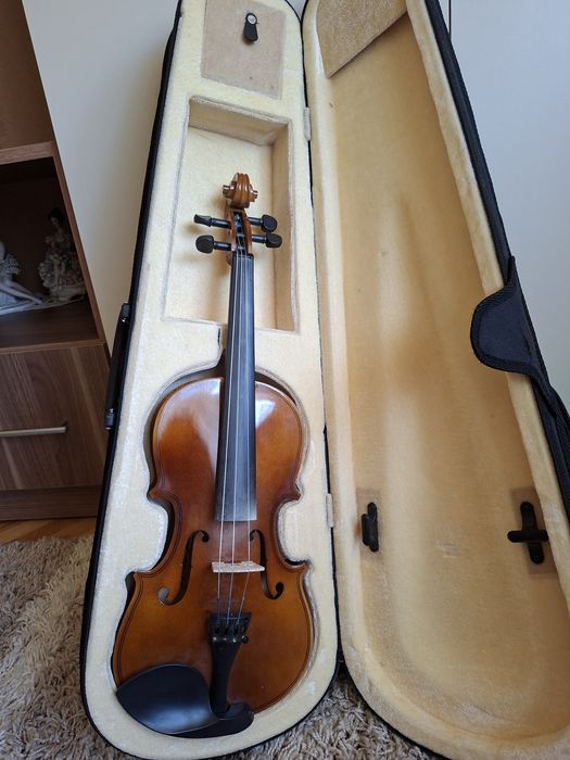 Vioară 3/4 în stare bună