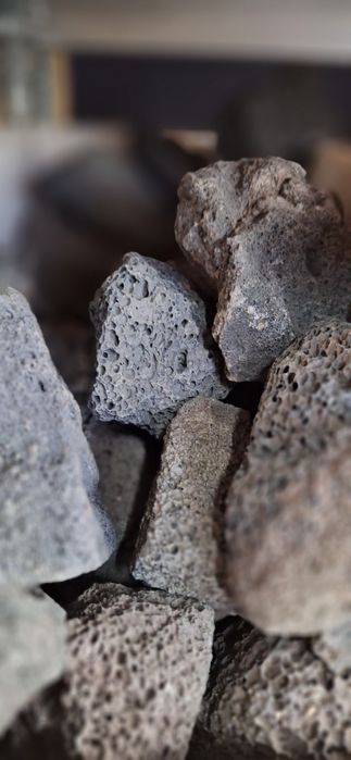 Piatră lava neagra la kilogram