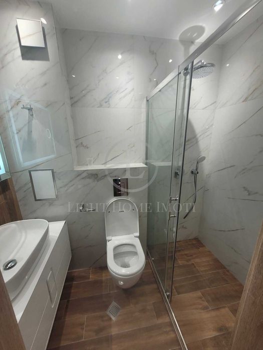 Продава се Четиристаен апартамент в Пловдив, Христо Смирненски - 109 кв.м за 1424 €/кв.м - Снимка #10