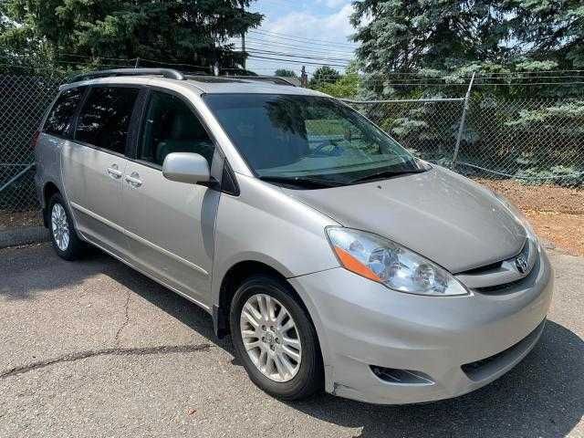 Авто на запчасти TOYOTA SIENNA XL20 2006