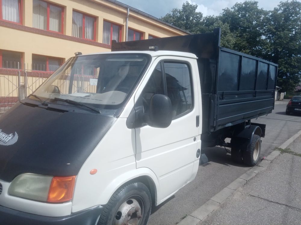 Camioneta Ford tranzit basculabil