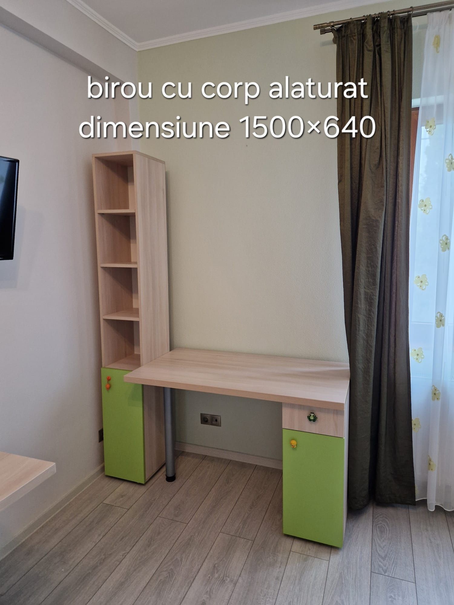 Set mobilier dormitor și birou