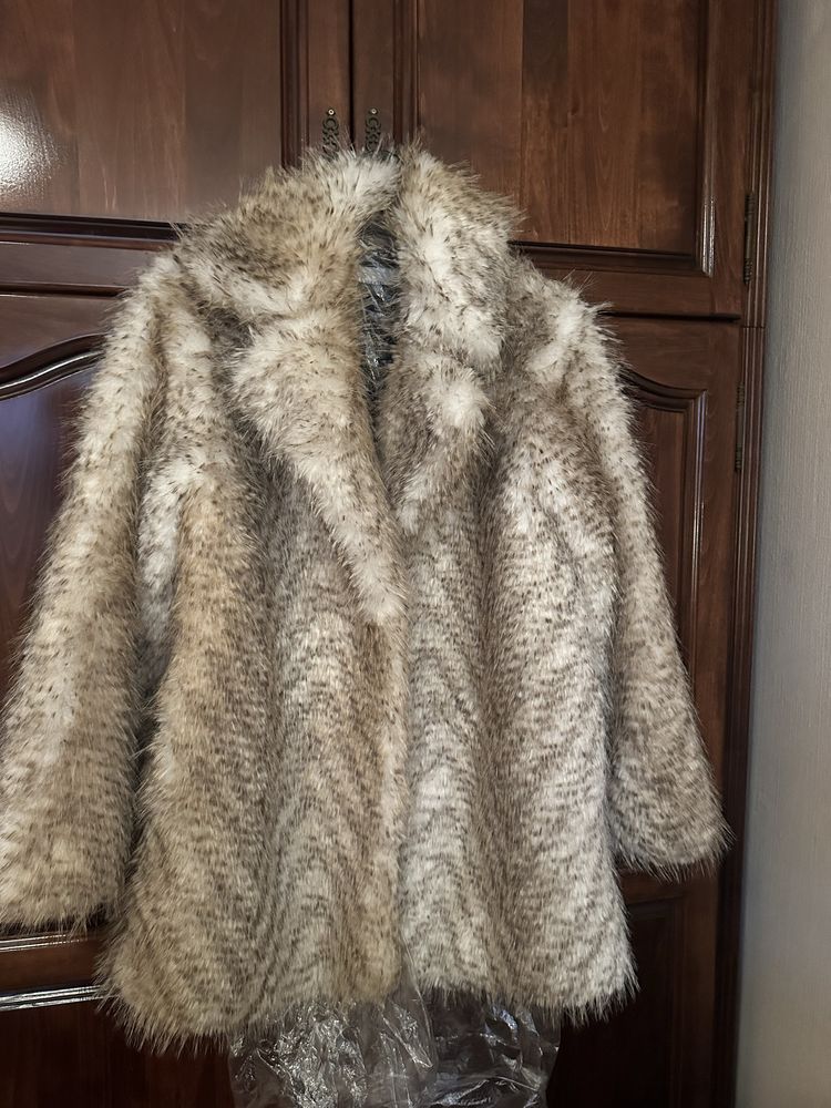 Палто с еко косъм faux fur