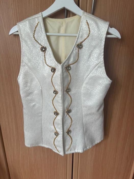 Кәжекей S,M размерлер бағсы 10 000 тенге