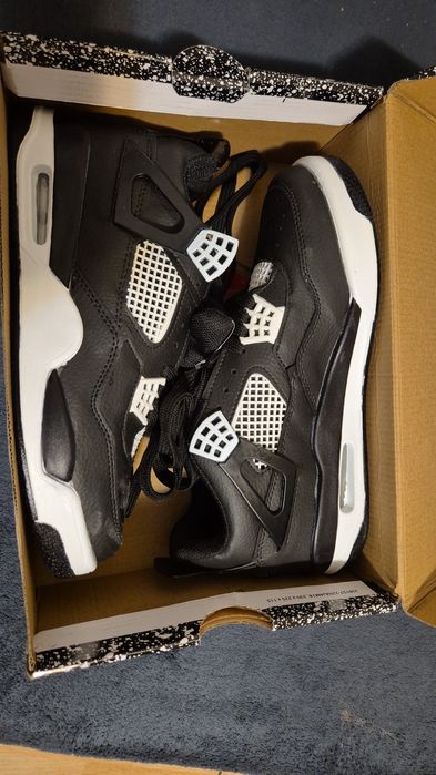 Jordan 4 White Thunder