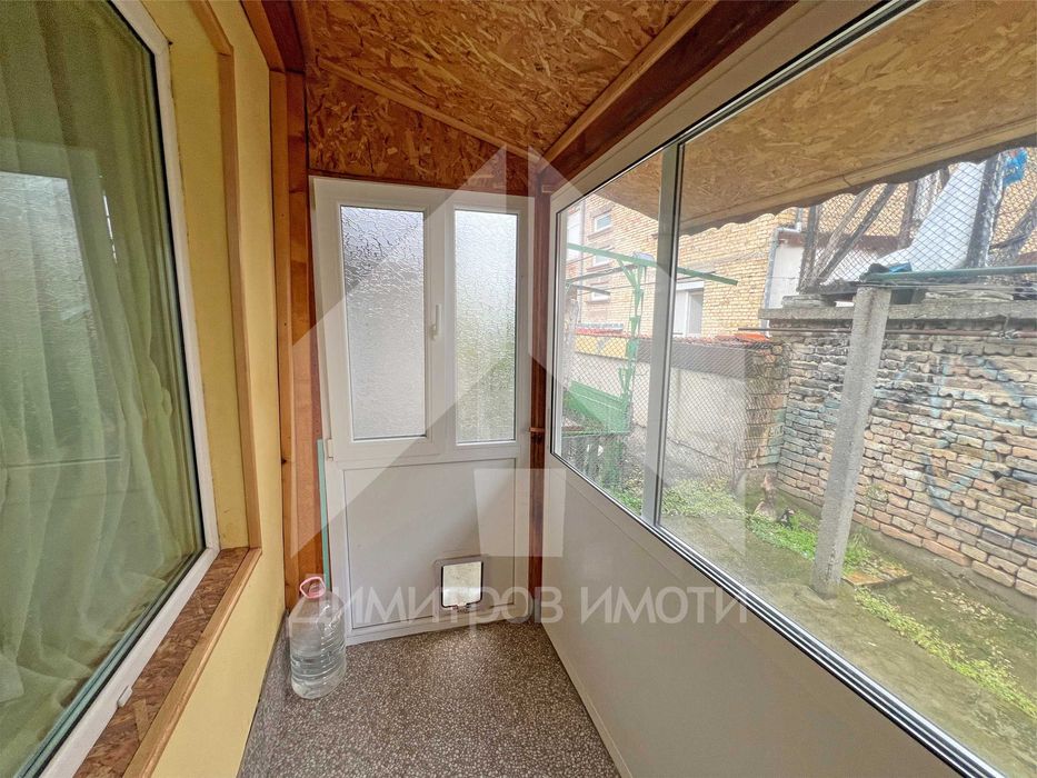 Продава се Къща в Нови пазар - 50 кв.м за 900 €/кв.м - Снимка #2