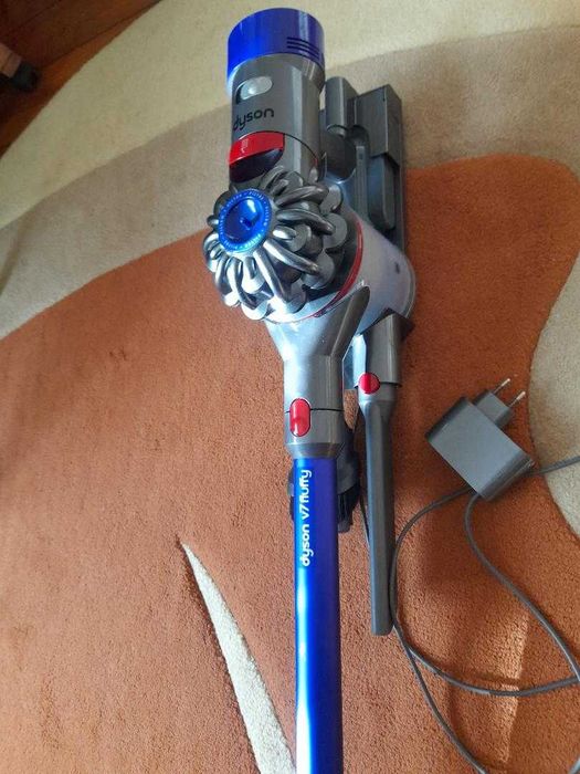 Aspirator  Dyson V 7 Fluffy+
