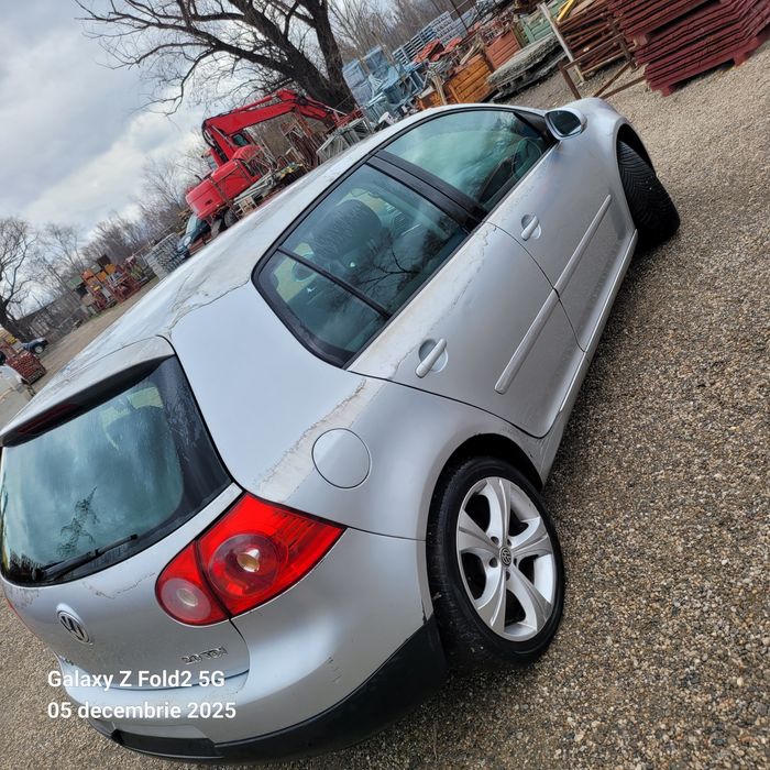 Vw golf 5, euro 4 unic PROP în Italia manual  140  cai