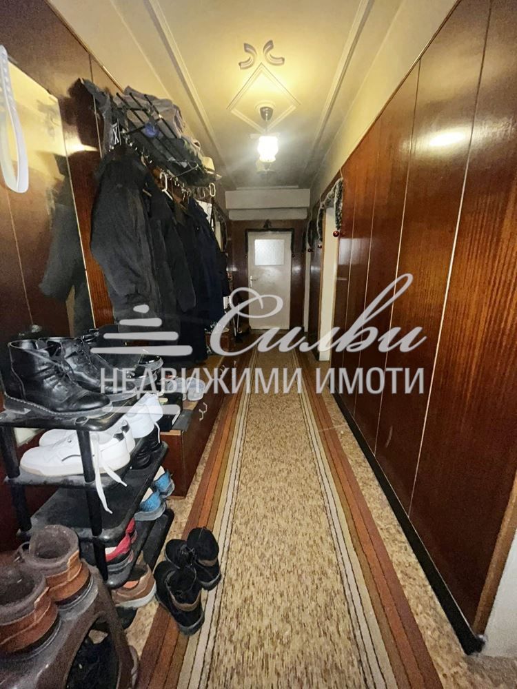 Продава се Четиристаен апартамент в Шумен, Куршум чешма - 99 кв.м за 1185 €/кв.м - Снимка #10