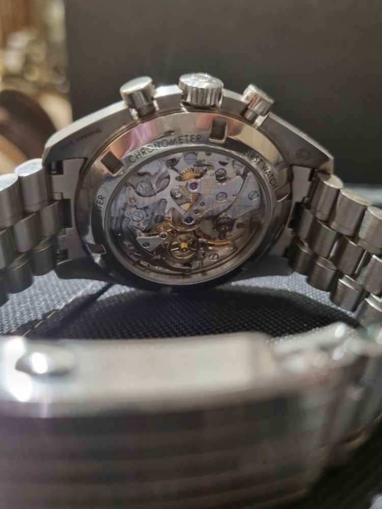 Omega speedmasters “moonwatch”
