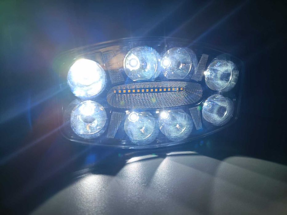 LED мощен диоден фар 12-24V за камиони трактори джипове 10C04