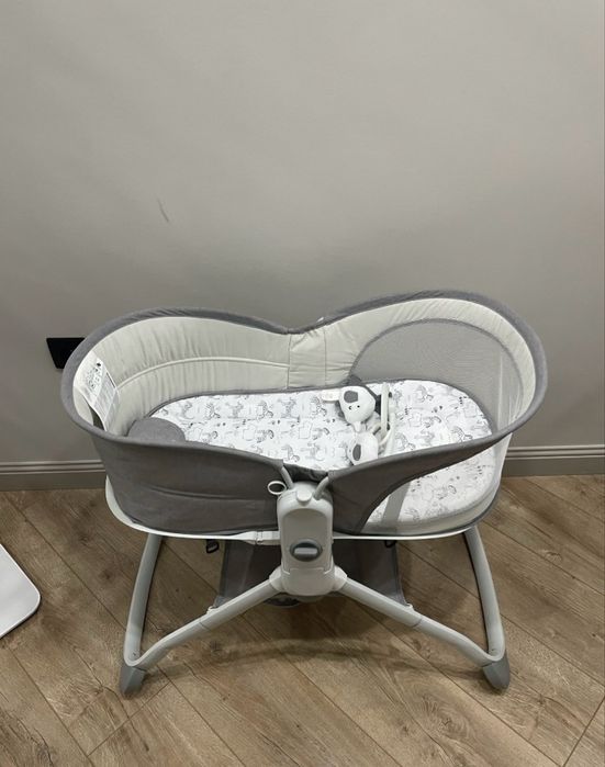 Продается кровать Multi-Functional Bassinet 6в 1 - идеальное состояние