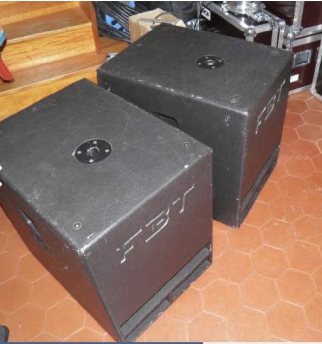 FBT Maxx 10sa, Subwoofer amplificat 900 W