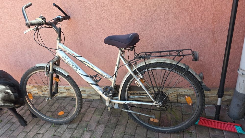 Vând bicicleta  dama