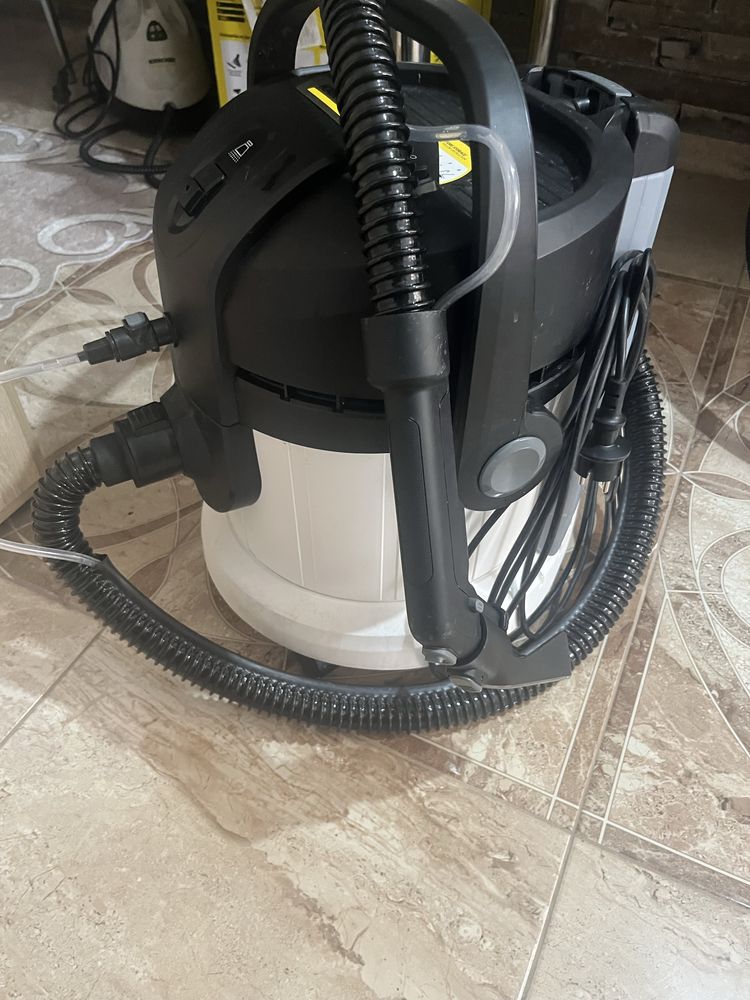 Екстрактор KARCHER SE4 Plus