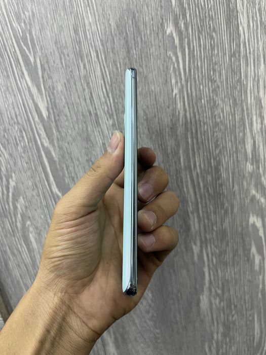SAMSUNG S20 FE 5G 128GB   .