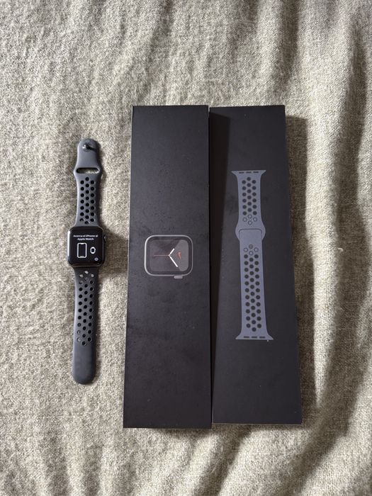 Apple Watch Nike Seria 6 GPS + Cellular