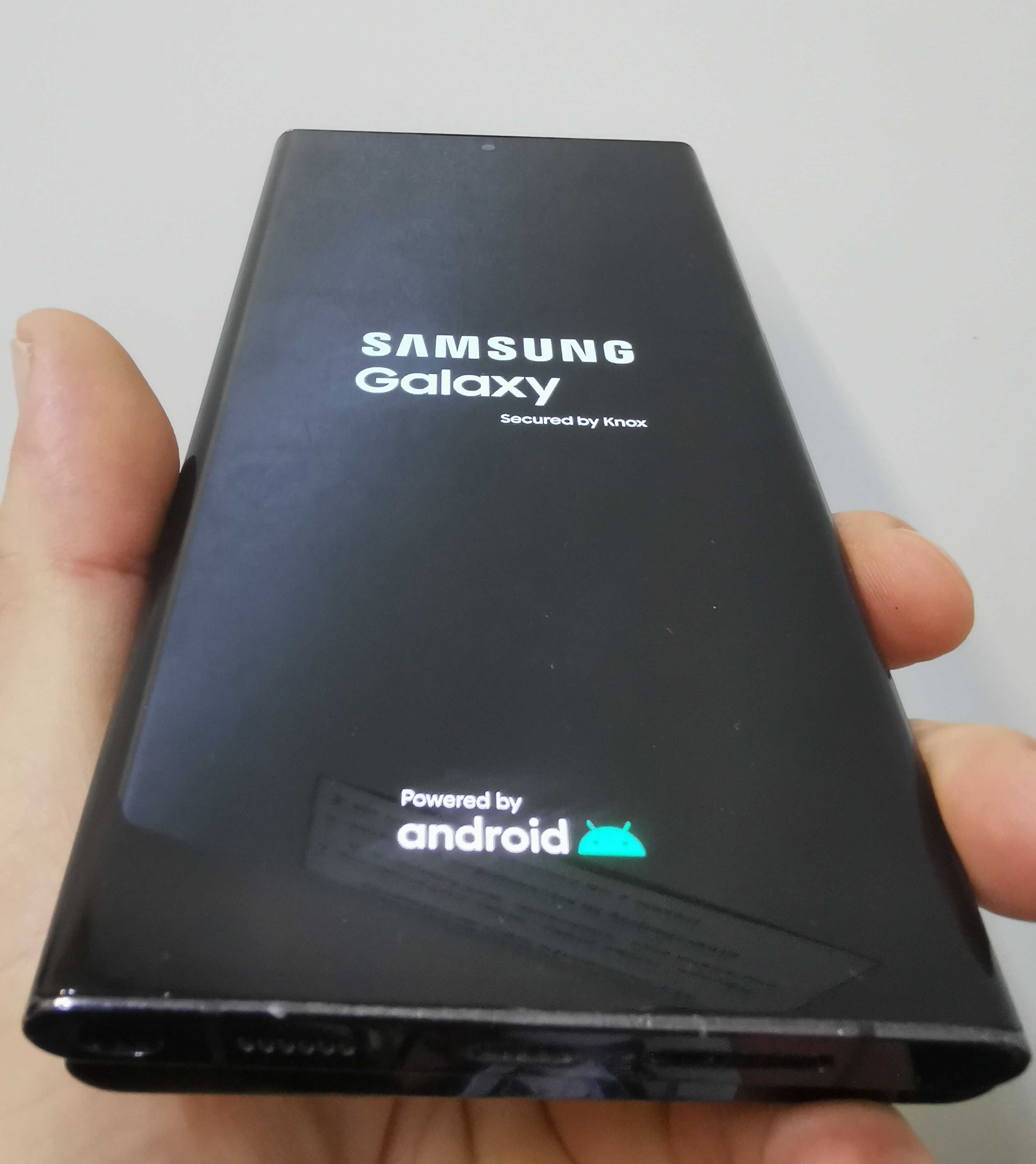 Дисплей за Samsung Galaxy S22 Ultra 400лв.