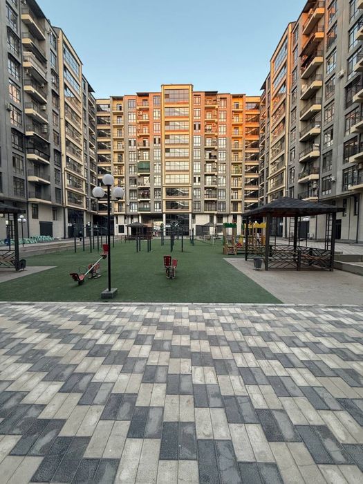 Продается квартира коробка новостройка