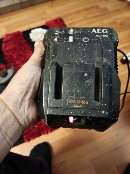 Vând Bormașină  și flex  perfecta  stare de funcționare