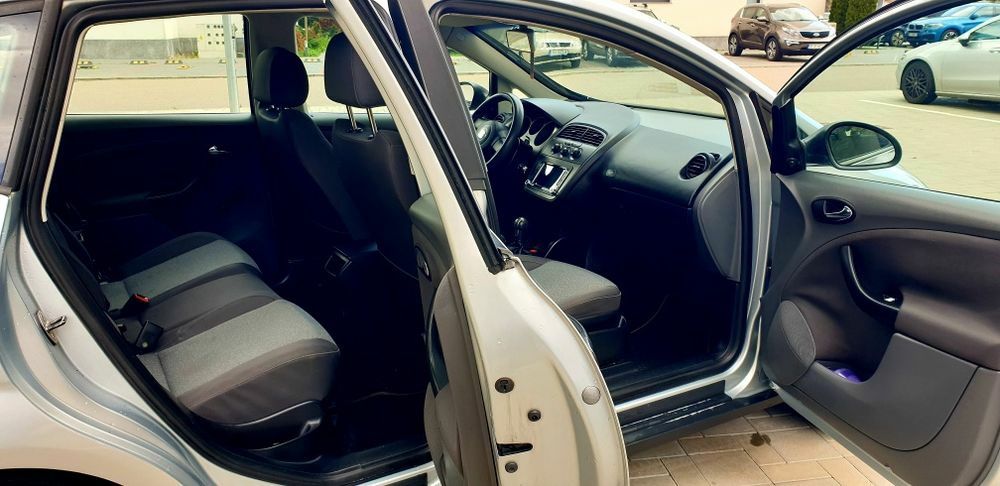 Seat Toledo 1.6mpi benzina Fara rugina sau defecte Unic PROPRIETAR