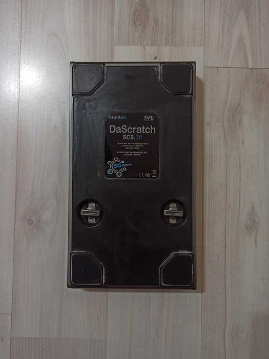 Продавам Stanton SCS.3d (DaScratch) DJ MIDI Контролер, Traktor, Serato