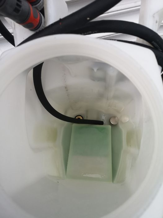 Resol 30L Станция за пълнене на Соларни Система Парно