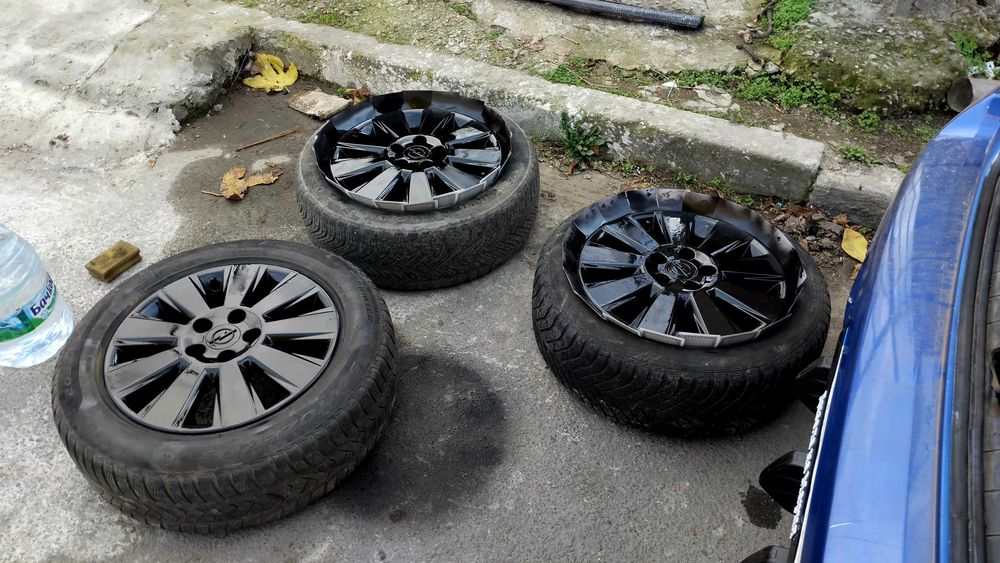 Летни и зимни гуми