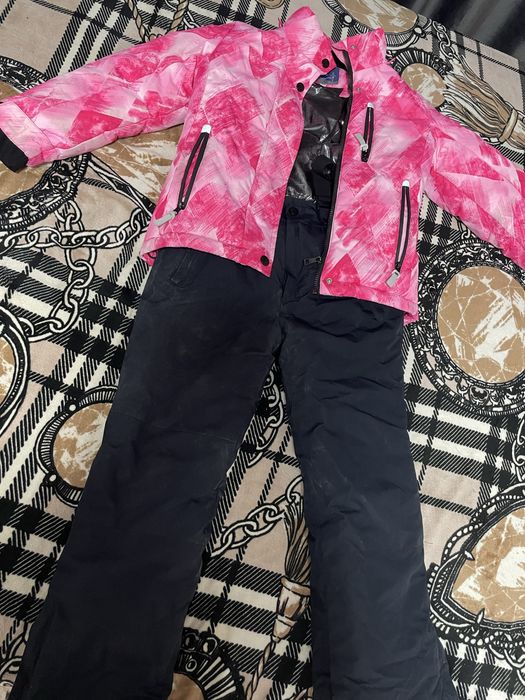 Продам детский зимний лыжный костюм