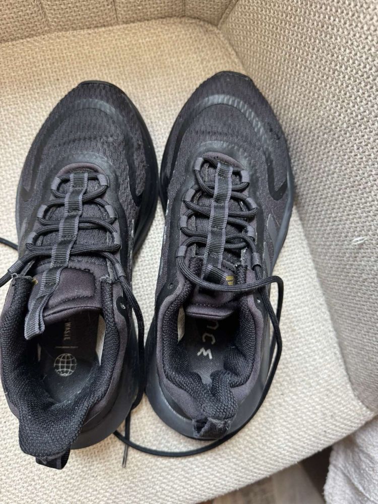Маратонки Adidas 36