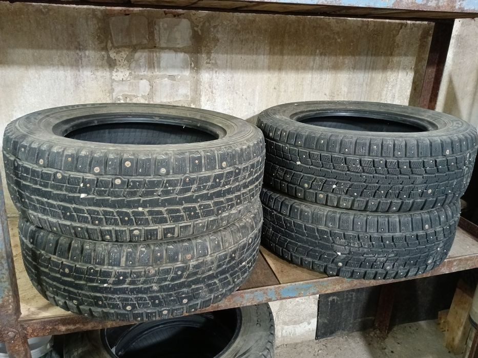 195/65/15 комплект шипованных баллонов