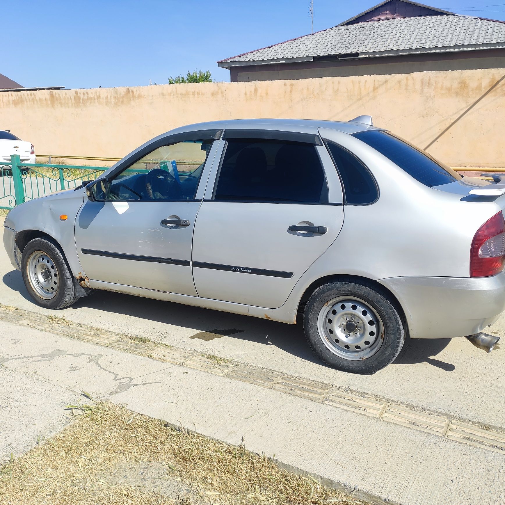 Lada kalina srochna
