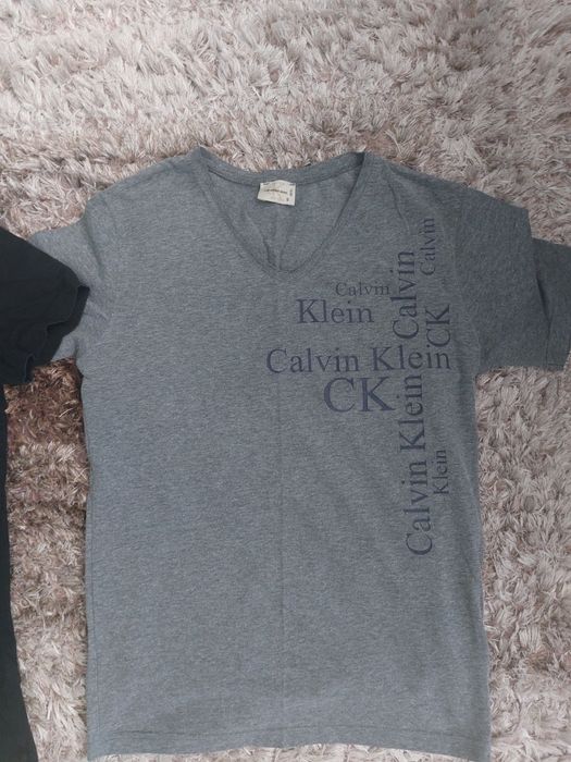 Calvin Klein, esprit тениски