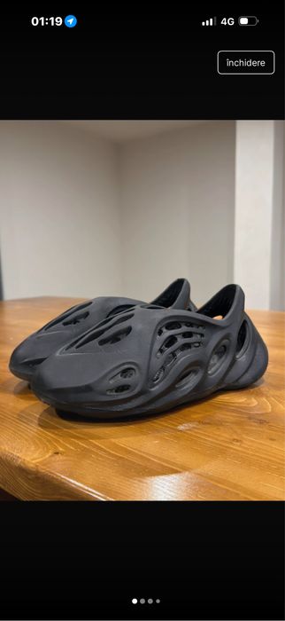 Adidasi Yeezy Foam Runner