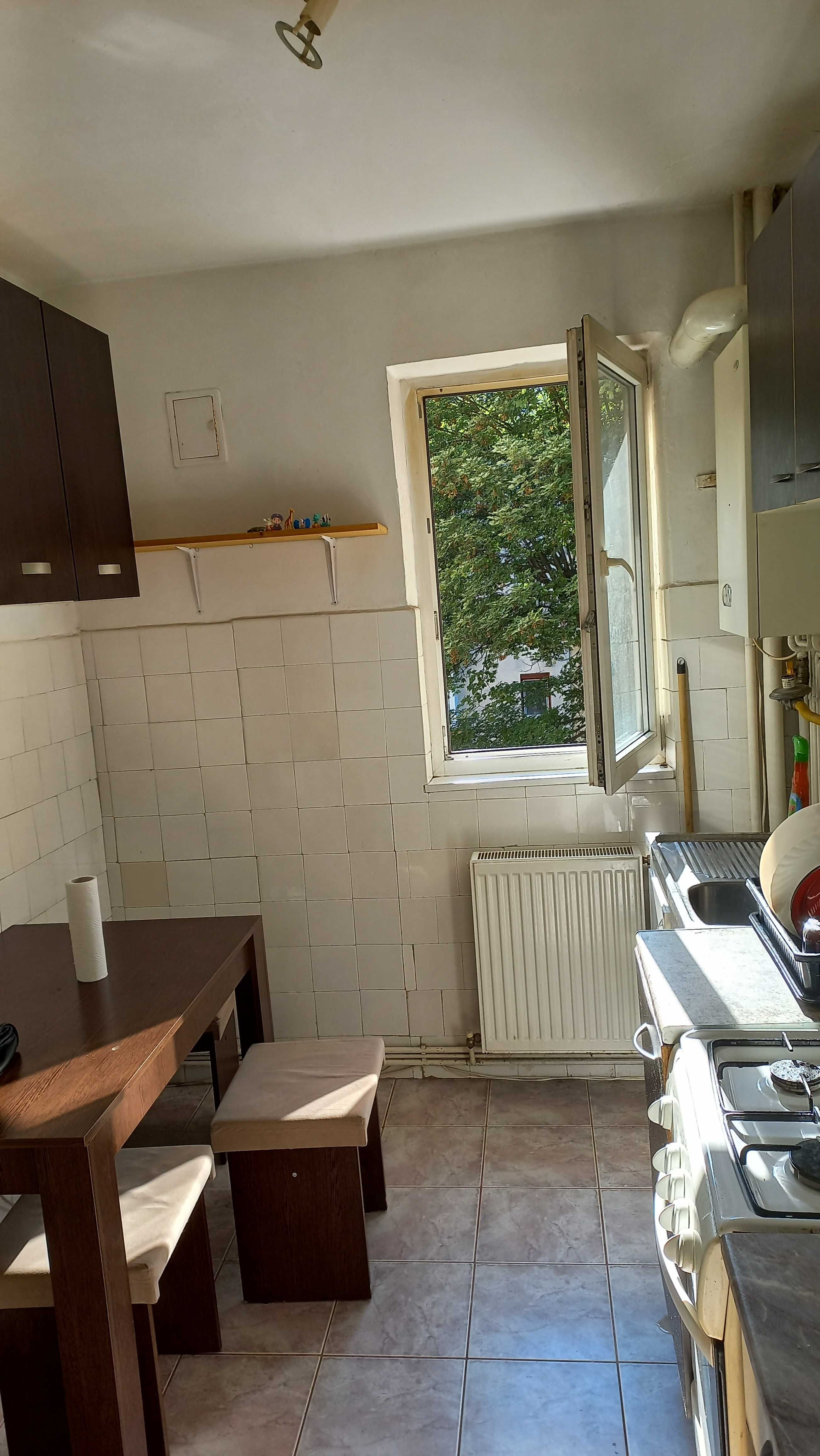 Închiriez apartament 2 camere , mobilat si utilat