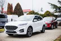 Ford Kuga Ford Kuga 5 usi ST Line X 2.5 Duratec FHEV 190 CP AT AWD