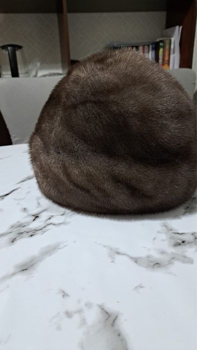 Норковая шапка серого цвета